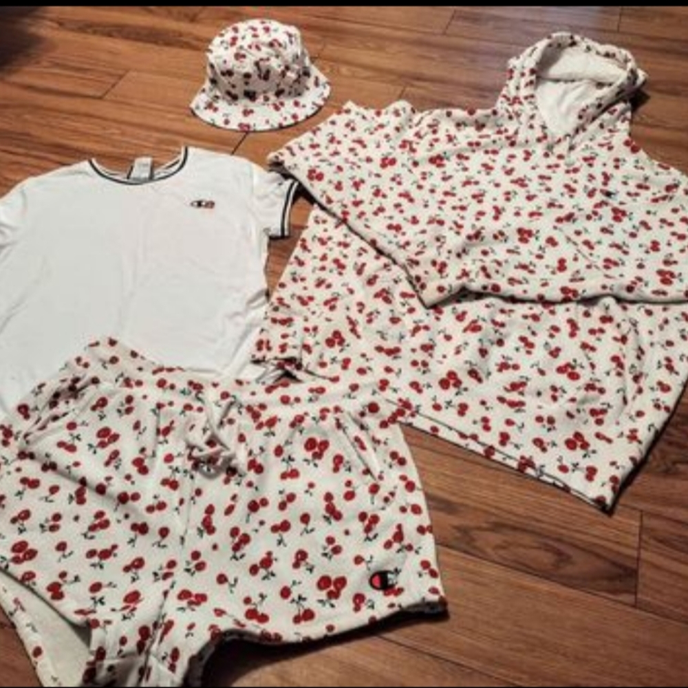Champion x HVN CHERRY SET LARGE
